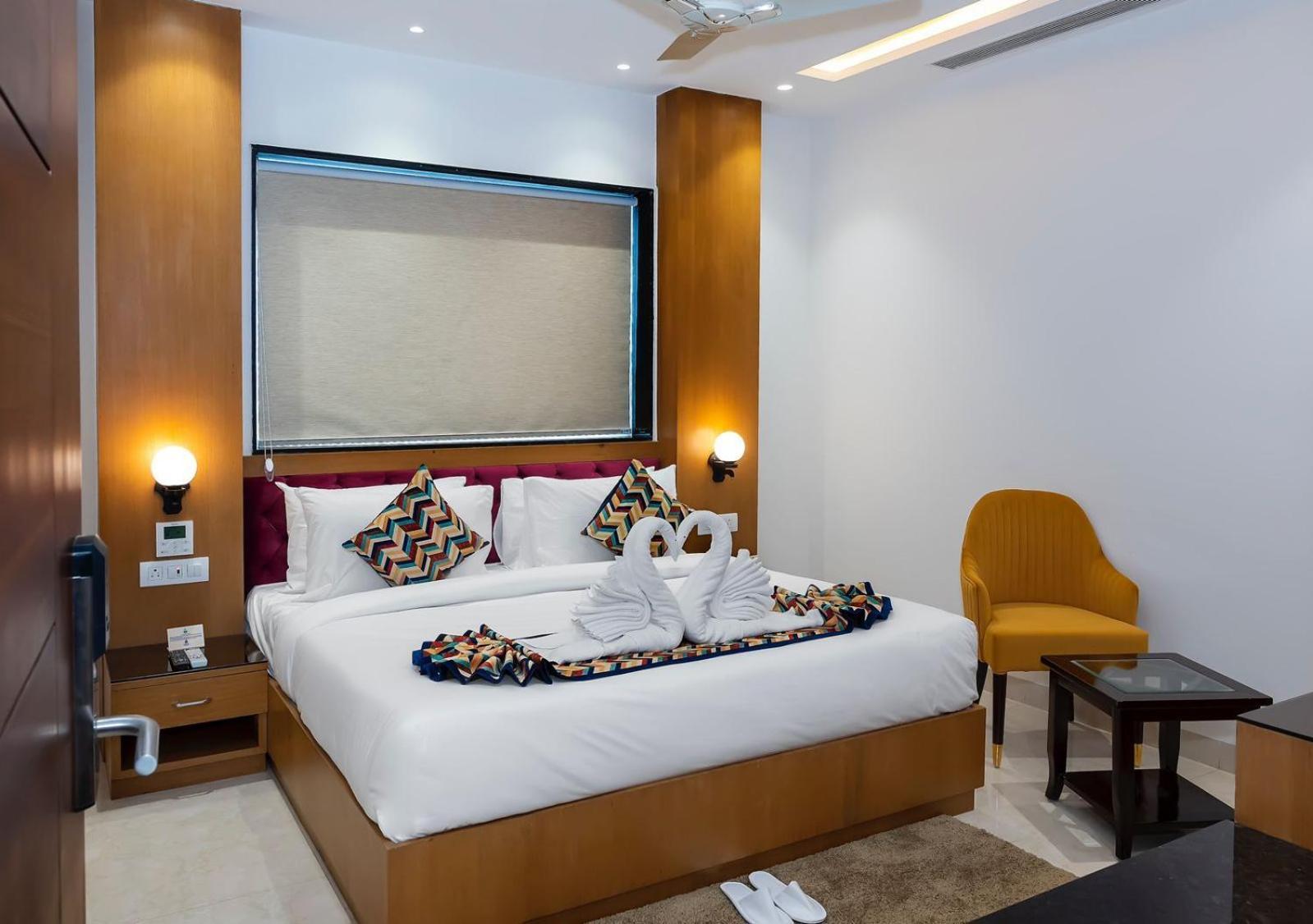Classio Royale By Io Hotels Near Golden Temple Амритсар Екстериор снимка