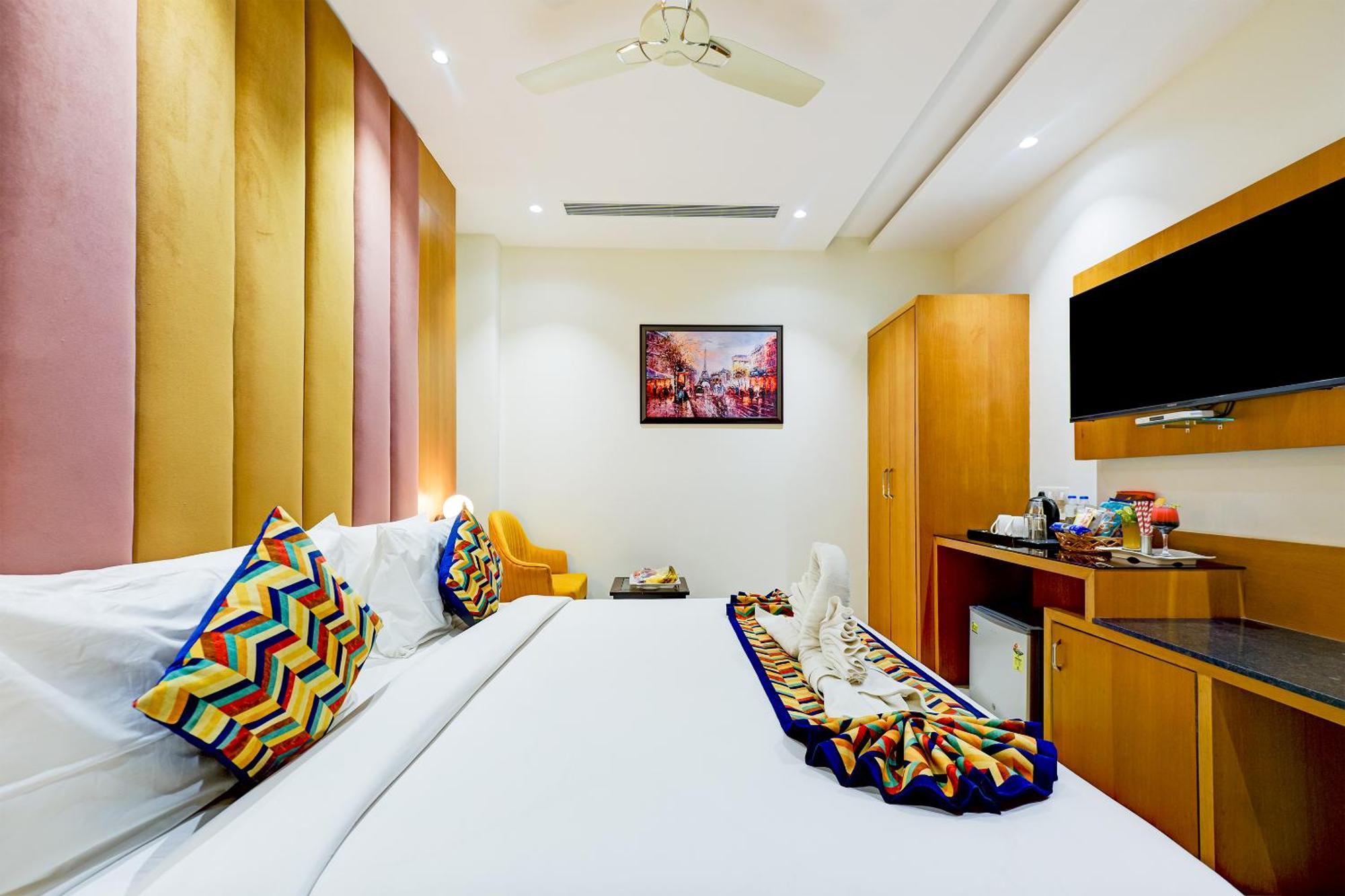 Classio Royale By Io Hotels Near Golden Temple Амритсар Екстериор снимка
