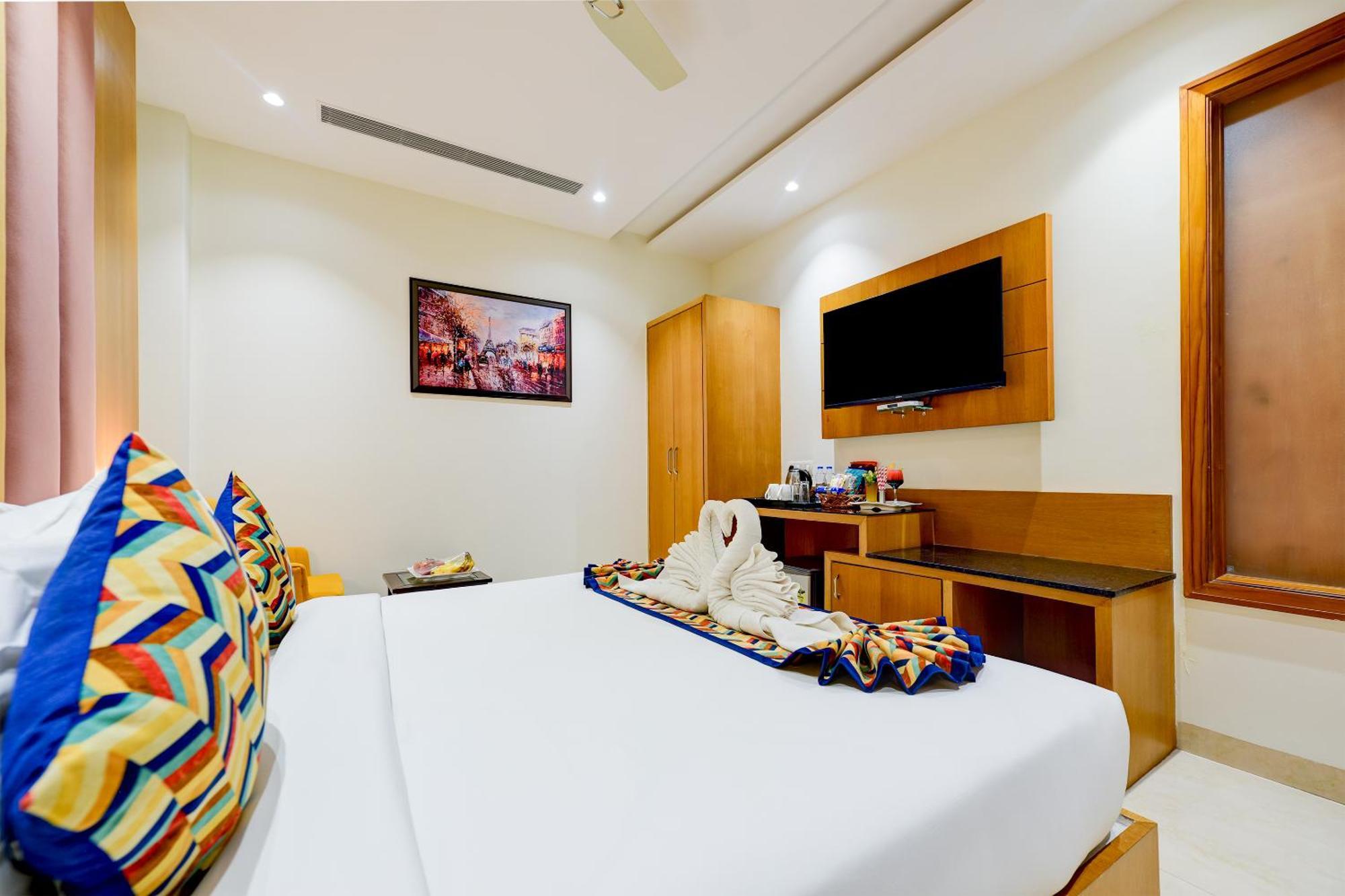 Classio Royale By Io Hotels Near Golden Temple Амритсар Екстериор снимка