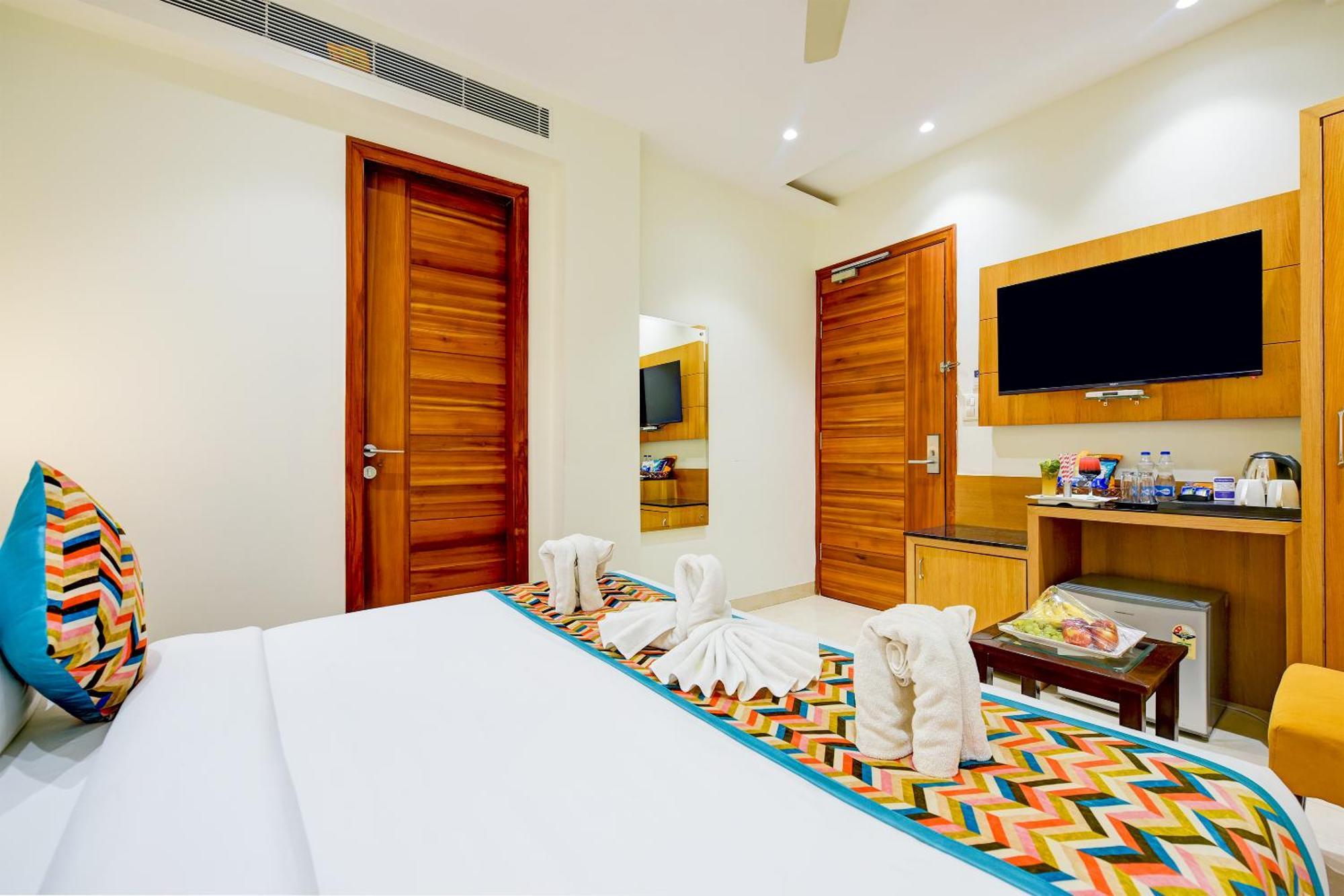 Classio Royale By Io Hotels Near Golden Temple Амритсар Екстериор снимка