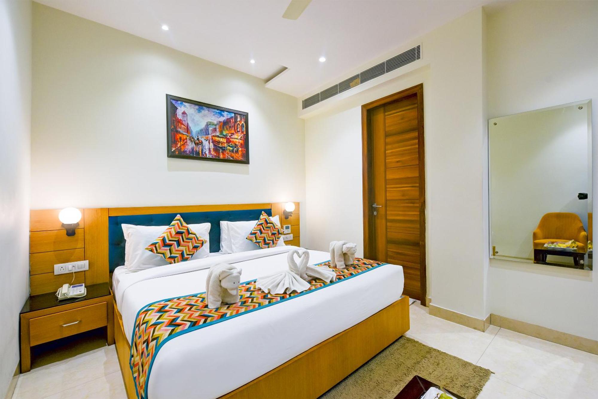 Classio Royale By Io Hotels Near Golden Temple Амритсар Екстериор снимка
